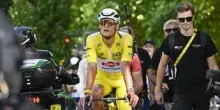 Tour, fuga d'oro di Healy nella sesta tappa. Van der Poel torna in maglia gialla