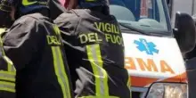 Pomezia, investita da un'auto mentre attraversa: morta sul colpo donna di 65 anni