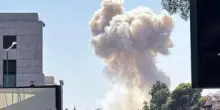 Israele attacca la Siria: "Raid a sostegno dei drusi". Colpita area palazzo presidenziale a Damasco