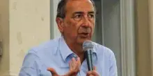 Inchiesta urbanistica, FdI e Lega chiedono dimissioni del sindaco Sala. Contestazioni dei cittadini a Palazzo Marino