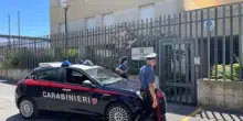 Sequestrati in auto per ore e rapinati, notte di terrore per due giovani di Ardea: arrestata coppia