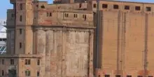 Livorno, allarme bomba su traghetto: scatta maxi emergenza in porto