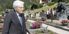 Mattarella: "Contro attese dell'umanità sparare su luoghi di preghiera e dove si distribuisce acqua"