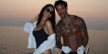 Giulia De Lellis e Tony Effe in vacanza, ma separati. Lei: "Fa bene alla relazione"