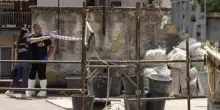 Napoli, 4 indagati per i 3 operai morti al Vomero: domani l'autopsia