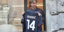 Modric: "Al Milan per vincere". L'accoglienza da brividi dei tifosi
