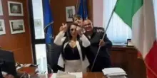La tiktoker Rita De Crescenzo alla Regione Campania, bufera per video