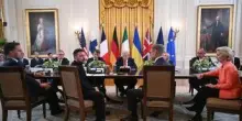 Ucraina-Russia, Macron: "Vertice Putin-Zelensky in Paese neutrale, vorrei Ginevra"