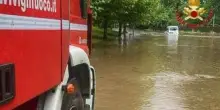 Maltempo a Milano, in due ore quasi 50mm di pioggia: evacuata comunità vicino al Lambro