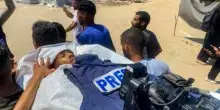 Gaza, raid di Israele su ospedale Nasser: "Almeno 20 morti tra cui cinque giornalisti"