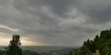 Meteo Italia, nuova perturbazione porta piogge e temporali: ultime previsioni