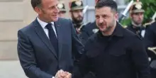 Ucraina, Zelensky vede i Volenterosi a Parigi: incognita Trump al vertice