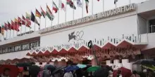 Mostra Venezia 2025, c'è attesa per i premi e impazza il Toto-Leone