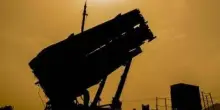 Pentagono frena le forniture all'Ucraina, sempre meno armi per la difesa aerea di Kiev