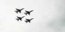 Polonia abbatte droni russi nel suo spazio aereo: "Atto di aggressione"
