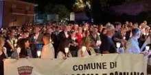 A Santi Cosma e Damiano fiaccolata per Paolo, suicida a 14 anni