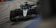Gp Singapore, Russell in pole davanti a Verstappen. Hamilton sesto, poi Leclerc
