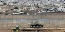 Trump annuncia l'accordo per Gaza. Ostaggi liberi e ritiro delle Idf, cosa prevede la prima fase