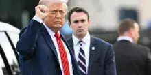 Trump, parla il medico: "Ottima salute, età cardiaca di 14 anni più giovane dell'anagrafica"