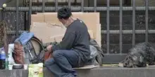 Oltre 5,7 milioni di persone in povertà assoluta nel 2024: allarme stranieri e minori