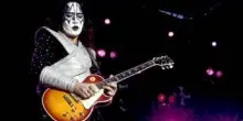 Morto Ace Frehley, il chitarrista fondatore dei Kiss aveva 74 anni