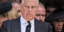 Principe Andrea rinuncia al suo titolo reale
