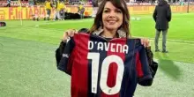 Cristina D'Avena, esibizione a sorpresa al Dall'Ara prima di Bologna-Torino