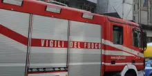 Donna non vedente salva l'anziana madre dal rogo di casa