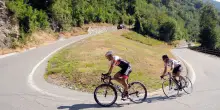 Ciclismo, 140 corridori al via del Giro della Valle d'Aosta