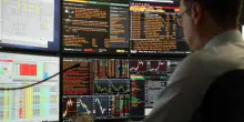 Borsa: Milano -0,33% con Amplifon, Moncler, Stellantis