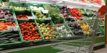 Dipendenti di un supermercato sfruttati, pagati 1,6 euro l'ora