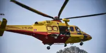 Tragedia in Valtellina, un'escursionista precipita e muore