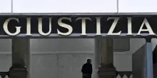 Abusarono di ragazza, 2 pallanuotisti condannati a oltre 6 anni