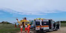 Malore mentre fa il bagno, 73enne muore a Golfo Aranci