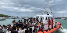 Sbarco migranti a Roccella Ionica, arrivati in 55