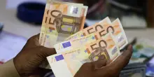 Euro poco mosso in avvio, a 1,1587 dollari