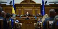 Il Parlamento ucraino proroga fino al 5/11 la legge marziale