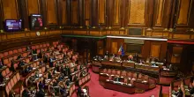 Dai cartelloni sessisti ai saldi, rush sul ddl concorrenza
