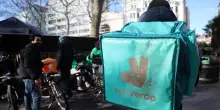 Doordash compra Deliveroo per 2,9 miliardi di sterline