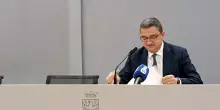 Il Cdm impugna il terzo mandato, Lega vota no e strappa