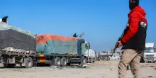 Medio Oriente: Attivisti di destra tentano fermare i camion di aiuti umanitari verso Gaza