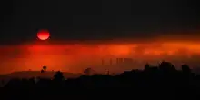 Maxi rogo boschivo in California, ordini di evacuazione