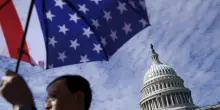Giudice Usa blocca per ora i licenziamenti di Trump