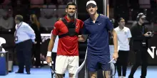 Djokovic ci scherza su, "Sinner mi ha preso a calci nel sedere"