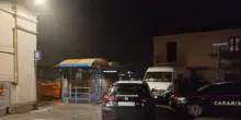 Investiti dal treno, un giovane morto e due feriti