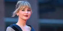 Jennifer Lawrence, temo per futuro dei bambini ma spero per pace