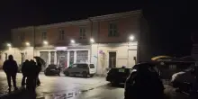 Morto travolto dal treno, identificato dalle impronte
