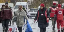 Kiev, droni russi su asilo a Kharkiv, bimbi feriti
