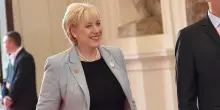 In Irlanda urne aperte per le presidenziali, sfida fra due donne