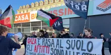 A Torino protesta pro Pal contro Tajani, 'Blocchiamolo'